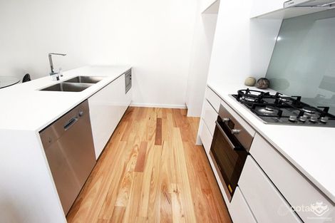 Property photo of 2 Laurence Street St Lucia QLD 4067