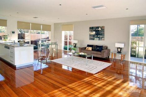 Property photo of 2/5 Chatham Road Canterbury VIC 3126