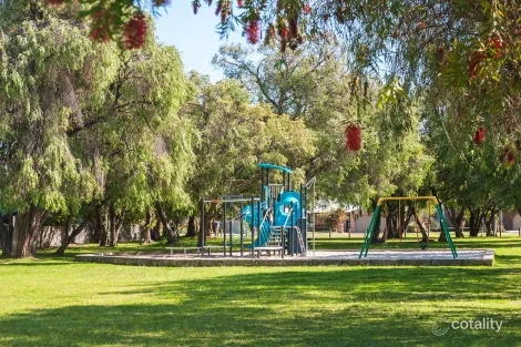 Property photo of 6 Karrinyup Retreat West Busselton WA 6280