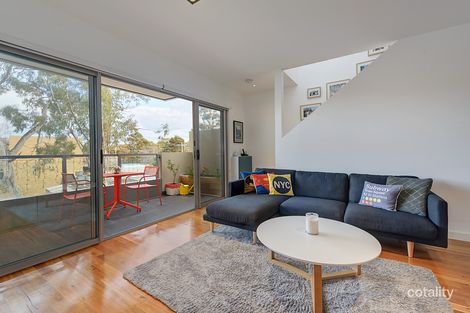 Property photo of 1/82A Aberdeen Road Macleod VIC 3085