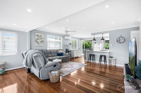 Property photo of 14 Kenmar Street Wynnum West QLD 4178