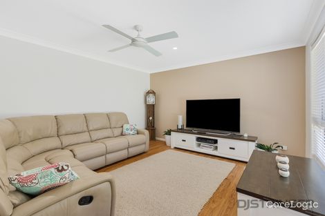 Property photo of 21 Honeymyrtle Drive Banora Point NSW 2486