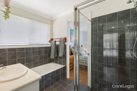 Property photo of 21 Honeymyrtle Drive Banora Point NSW 2486