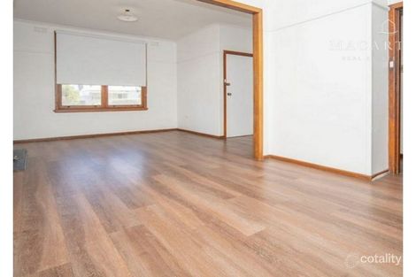 Property photo of 20 Fernleigh Road Mount Austin NSW 2650