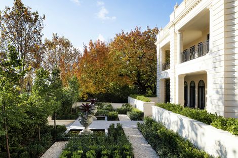 Property photo of 28 Grange Road Toorak VIC 3142