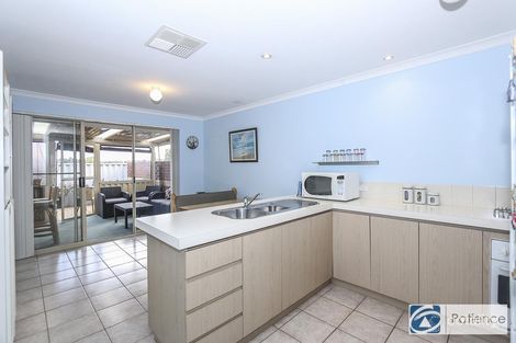 Property photo of 4/15 Airdrie Corner Kinross WA 6028