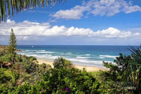 Property photo of 32 Arakoon Crescent Sunshine Beach QLD 4567