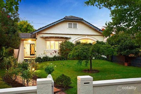 8 Wavenhoe Ave, St Kilda East, VIC 3183