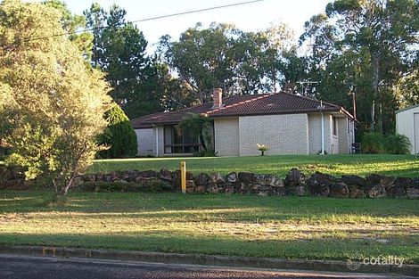 5 Banksia St, Redland Bay, QLD 4165