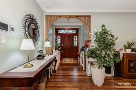 Property photo of 52 Yvonne Crescent Mount Warren Park QLD 4207