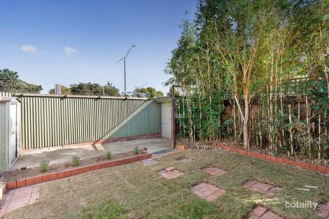 Property photo of 18 McIlwrick Street Windsor VIC 3181