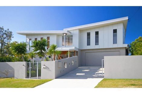69 Cooloola Dr, Rainbow Beach, QLD 4581