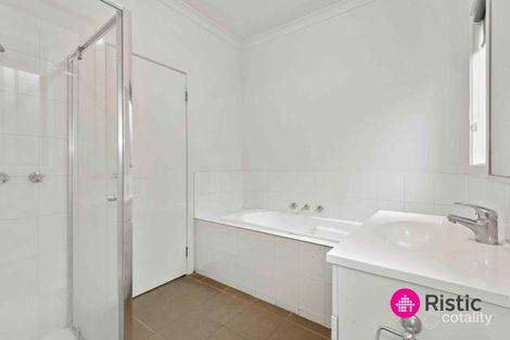 Property photo of 12 Dolphin Drive South Morang VIC 3752