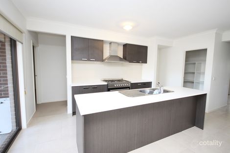 Property photo of 8 Season Way Craigieburn VIC 3064
