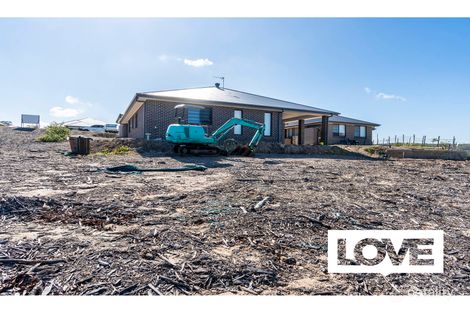 Property photo of 55 Portland Drive Cameron Park NSW 2285