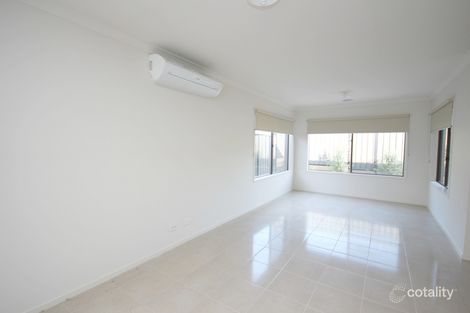 Property photo of 8 Season Way Craigieburn VIC 3064