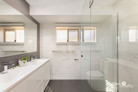 Property photo of 18 Roosevelt Drive Stretton QLD 4116