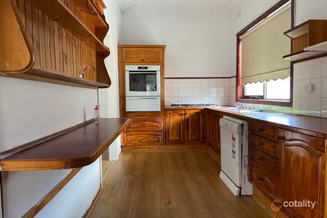 Property photo of 7 Pine Avenue North Shore VIC 3214