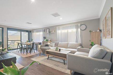 Property photo of 20 Waddington Loop Haynes WA 6112