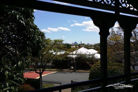 Property photo of 251 Ekibin Road East Tarragindi QLD 4121