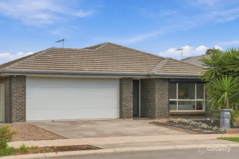 8 LEVANT ST, MUNNO PARA WEST, SA 5115