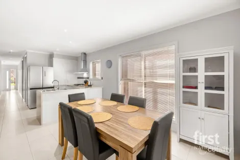 Property photo of 12 Fawkner Road Manor Lakes VIC 3024