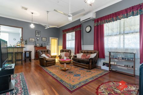 2 Blake St, Bedfordale, WA 6112