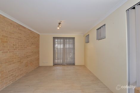 Property photo of 11 Salter Place Parmelia WA 6167