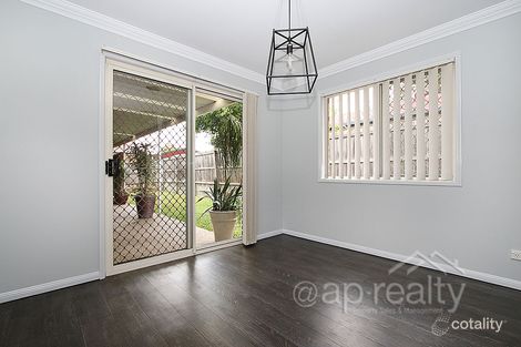 Property photo of 8 Goldeneye Place Forest Lake QLD 4078