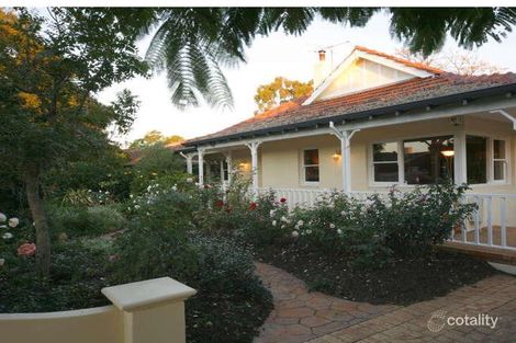 17 Coolgardie Ave, East Fremantle, WA 6158