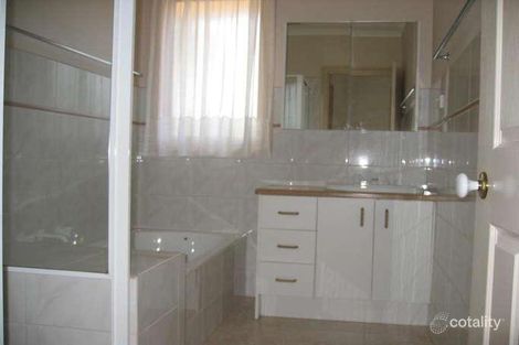 Property photo of 2/4 Lionel Street Doncaster East VIC 3109
