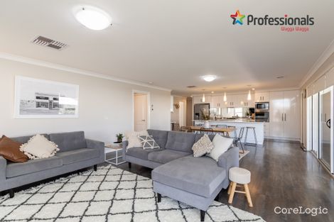 Property photo of 7 Pooginook Place Bourkelands NSW 2650