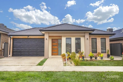 Property photo of 30 Woodside Way Roxburgh Park VIC 3064