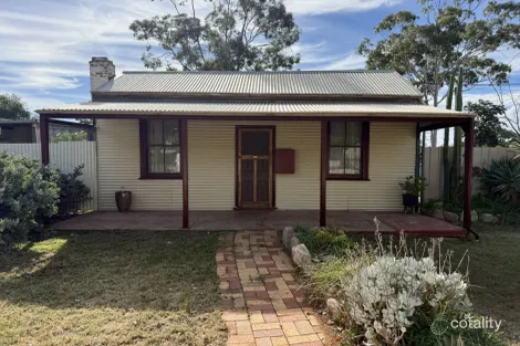 Property photo of 2 Fifth Street Quorn SA 5433