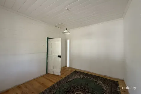 Property photo of 2 Fifth Street Quorn SA 5433