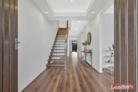 Property photo of 32 Dwyer Street Kalkallo VIC 3064