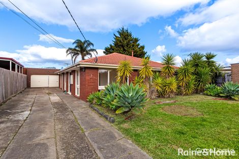 Property photo of 7 Ardwell Court St Albans VIC 3021