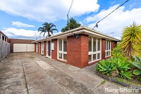 Property photo of 7 Ardwell Court St Albans VIC 3021