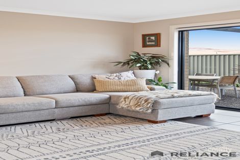 Property photo of 54 Parkleigh Drive Kurunjang VIC 3337