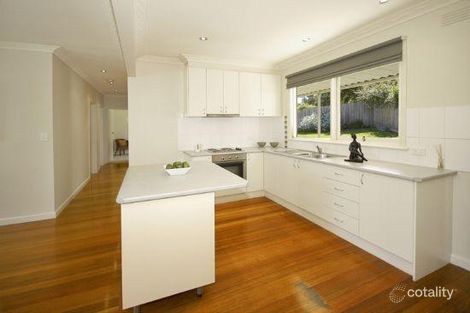 Property photo of 2 Railway Road Briar Hill VIC 3088