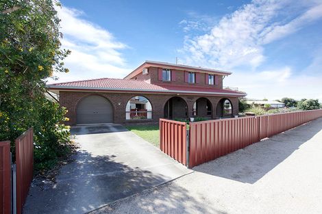 Property photo of 17 Tiddy Widdy Road Ardrossan SA 5571