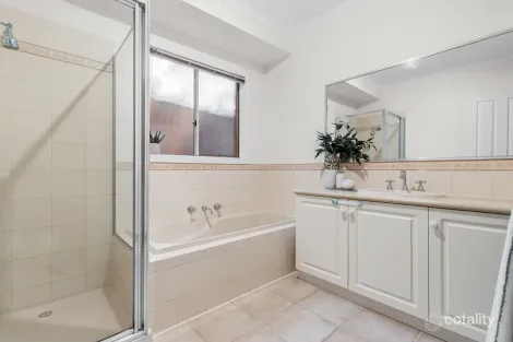 Property photo of 40 Hannora Crescent Croydon VIC 3136