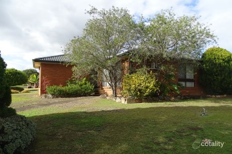 Property photo of 12 Andrew Thompson Drive McGraths Hill NSW 2756