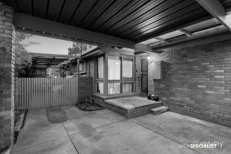 8a Whipbird Cl, Werribee, VIC 3030