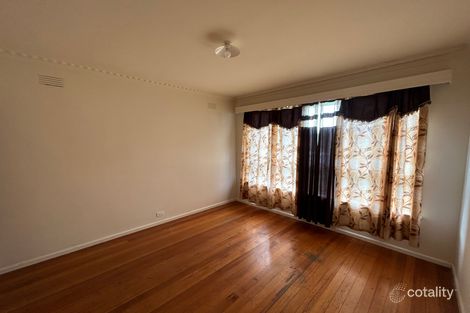 Property photo of 36 Thorndon Drive St Albans VIC 3021