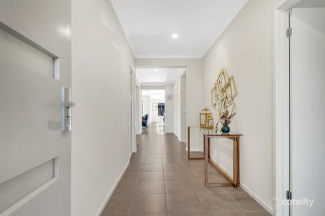 Property photo of 37 Tristania Drive Point Cook VIC 3030