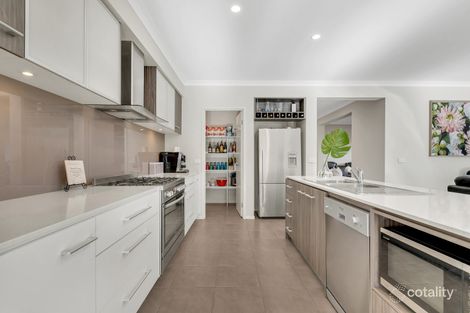 Property photo of 37 Tristania Drive Point Cook VIC 3030
