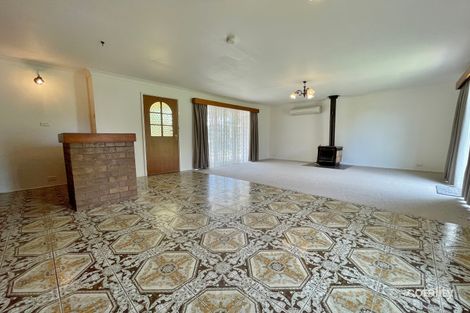 Property photo of 13 Willawong Street Young NSW 2594