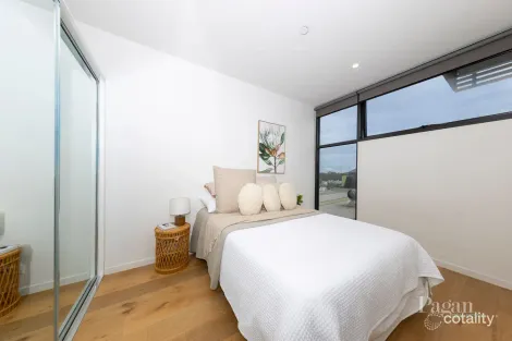 Property photo of 215/64 Keilor Road Essendon North VIC 3041