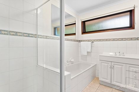 Property photo of 19 Chesney Drive Ringwood VIC 3134